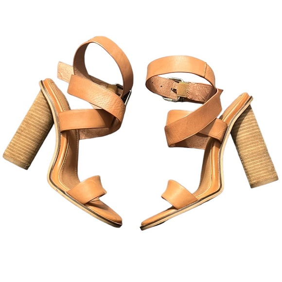 Alias Mae Amina Ankle Strap Mule in Light Tan 36 - Picture 2 of 7